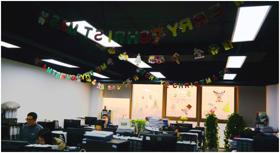 寒风烈烈，瑞德伦和您一起 ~ 享.温.馨！